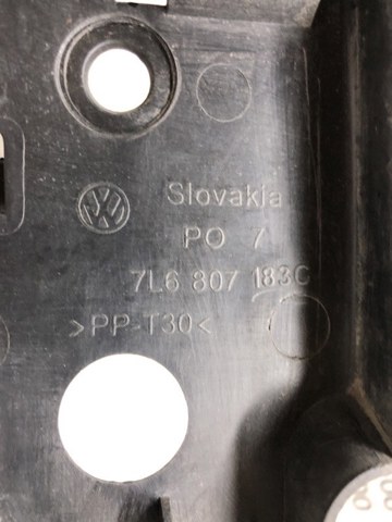 VAG 7L6807183C Кронштейн бампера переднего левый в наличии Житомир