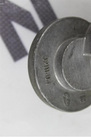 7P0839249C VAG Ограничитель открывания двери задний купить в Николаев