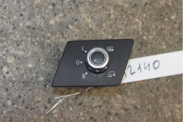 Блок управления зеркалами заднего вида, на двери 7P1959565C VAG