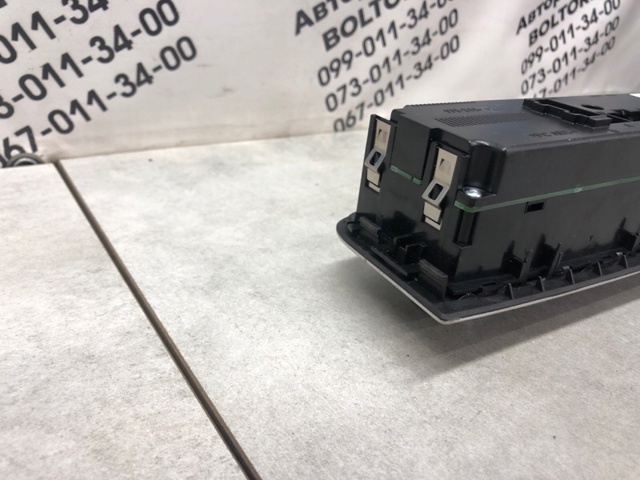 7P6907040BR Блок управления режимами отопления/кондиционирования купить Киев