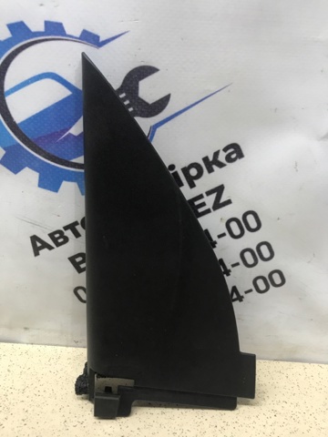 Внутренняя накладка крепления зеркала левого 80293JG000 NISSAN