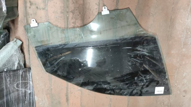 Стекло передней двери, правой 80300CG000 NISSAN