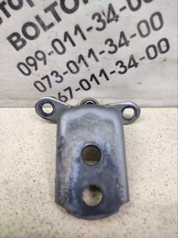 80400AG00A NISSAN Петля двери передней правой купить в Тернополь