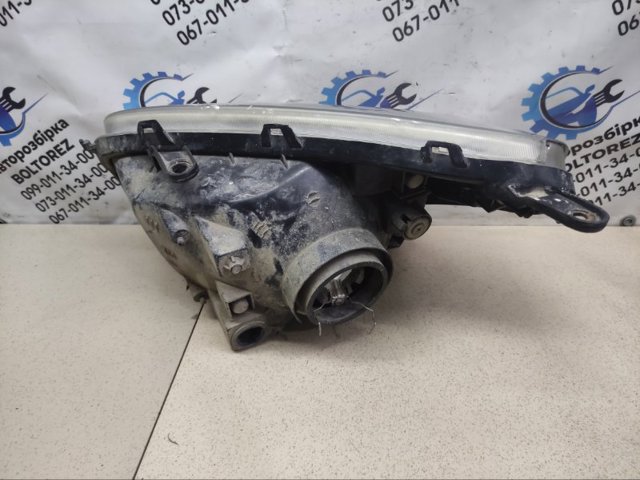 8111042160 TOYOTA Правая фара купить в Каменское