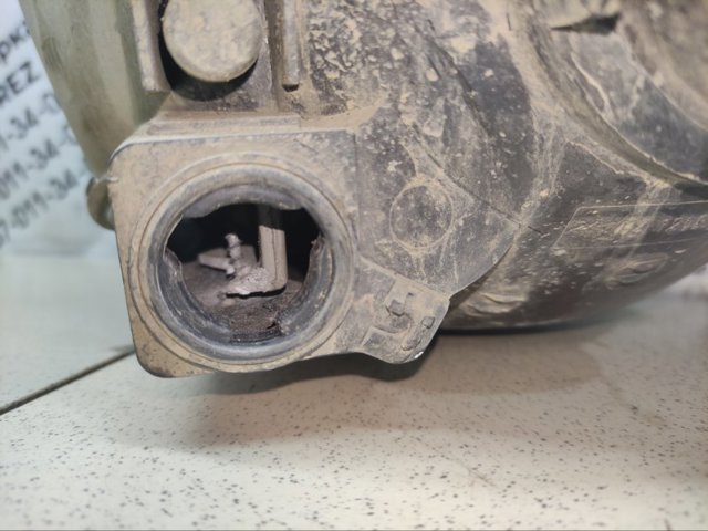 8111042160 TOYOTA Фара правая купить в Павлоград