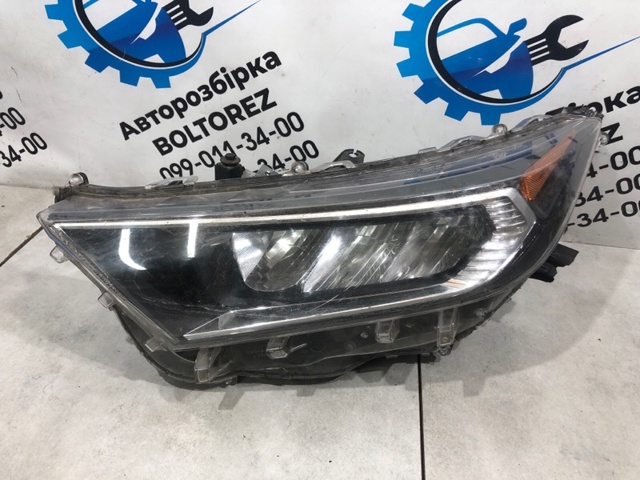 Вставка фары левой 811500R140 TOYOTA