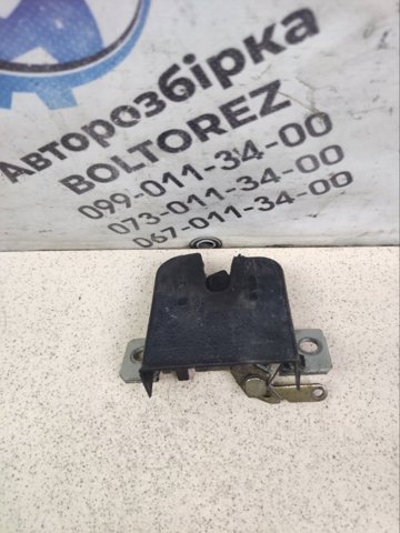 Замок и ручка двери задка 812302T001 HYUNDAI