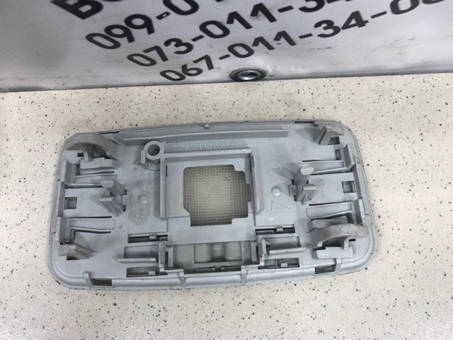 TOYOTA 8126002100B0 Плафон салона в наличии Украина