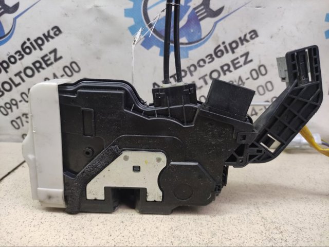 813102T070 HYUNDAI Замок водительской двери купить в Сумы