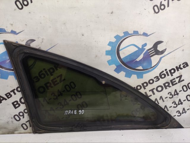 RENAULT 8200000428 Стекло кузова (багажного отсека) правое в наличии Ужгород