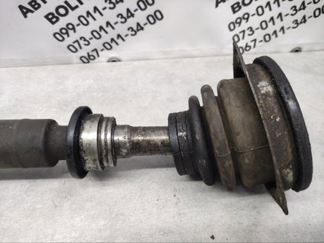 RENAULT 8200232886 Полуось (привод) передняя левая в наличии Винница