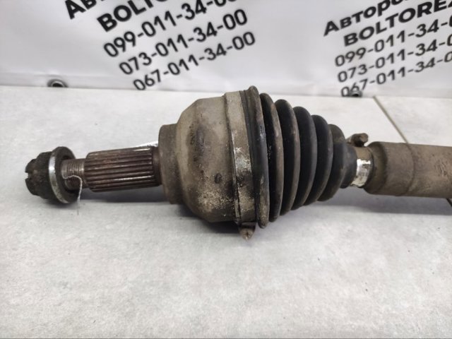 RENAULT 8200232886 Левая полуось в наличии Житомир