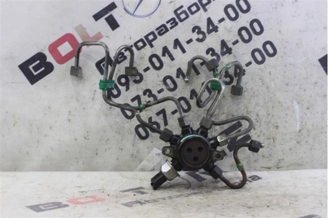 Топливная рампа 8200584034 RENAULT