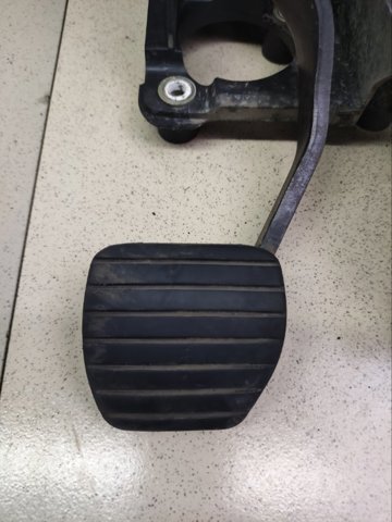 8200725724 RENAULT Педаль тормоза купить в Житомир