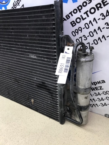 RENAULT 8200757789 Радиатор кондиционера в наличии Ирпень