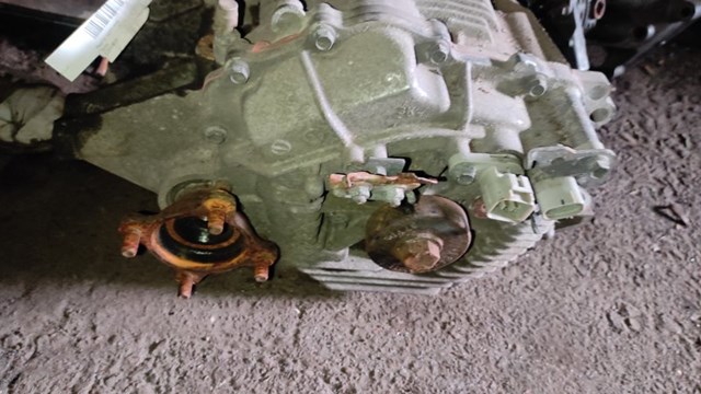 TOYOTA 8209048010 Мост задний в сборе в наличии Украина