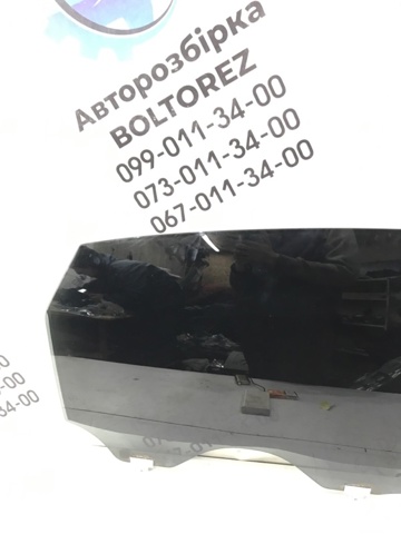 Стекло задней правой двери 82300CG000 NISSAN