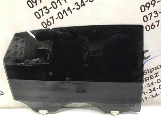 NISSAN 82300CG000 Стекло двери задней правой в наличии Николаев