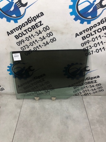 Стекло задней двери, левой 823010028R RENAULT