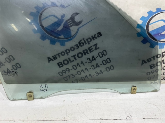 HYUNDAI 8242126000 Стекло двери передней правой в наличии Сумы