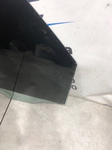 824212L010 HYUNDAI Стекло двери передней правой купить в Каменское