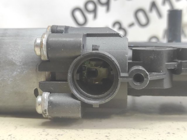 824502B000 Мотор стеклоподъемника двери передней левой купить Украина