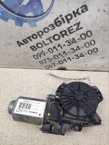 HYUNDAI 824502H000 Мотор стеклоподъемника двери передней левой в наличии Ужгород
