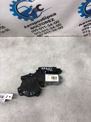 Мотор стеклоподъемника двери передней, правой 824601H010 HYUNDAI