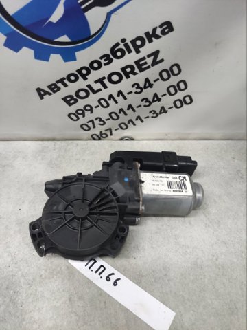 Мотор стеклоподъемника двери передней, правой 824602B010 HYUNDAI