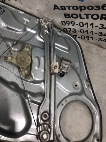 HYUNDAI 824812R000 Стеклоподъемник передней правой двери в наличии Черкассы