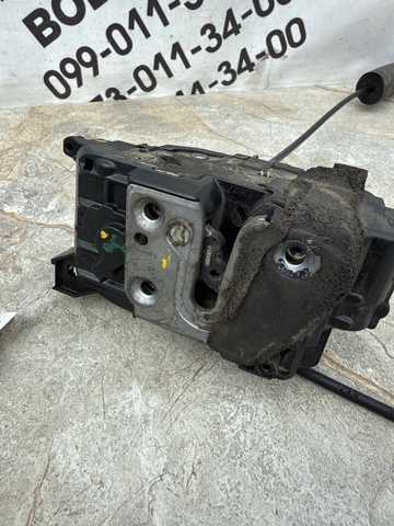 RENAULT 825029240R Замок двери задней правой в наличии Сумы