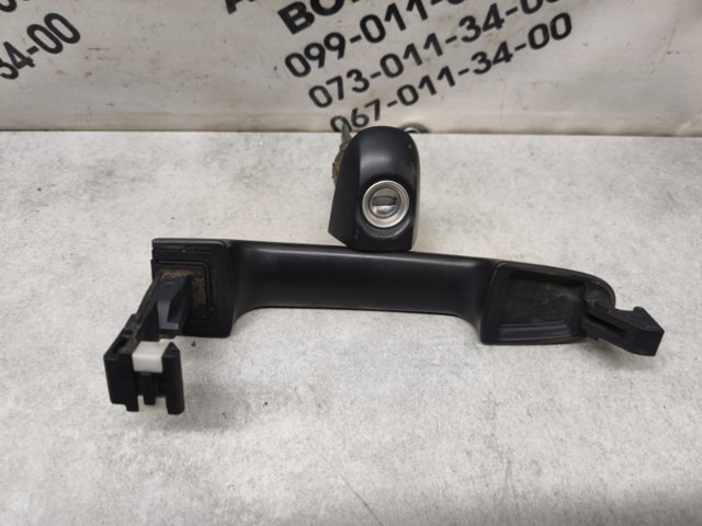 HYUNDAI 826651H000 Держатель наружной ручки двери правых дверей в наличии Ровно