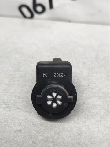 HYUNDAI 82665C1000 в наличии Запорожье
