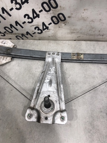 Механизм стеклоподъемника двери задней, левой 827217198R RENAULT