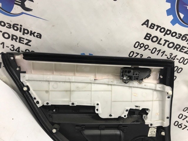 82900JH00A NISSAN Обшивка (облицовка) внутренняя двери задней правой купить в Житомир
