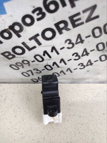 83071FG110 SUBARU Кнопочный блок управления стеклоподъемником задний купить в Запорожье