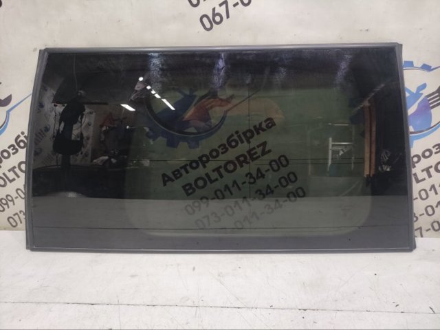 83306EB315 Стекло кузова (багажного отсека) правое купить Днепр
