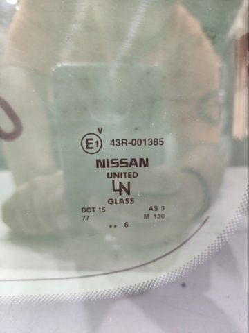 83306EB315 NISSAN Стекло кузова (багажного отсека) правое купить в Павлоград