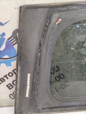 83307EB305 NISSAN Стекло кузова (багажного отсека) левое купить в Днепр