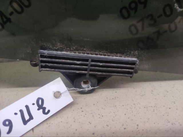 834202B020 Стекло двери задней правой купить Киев