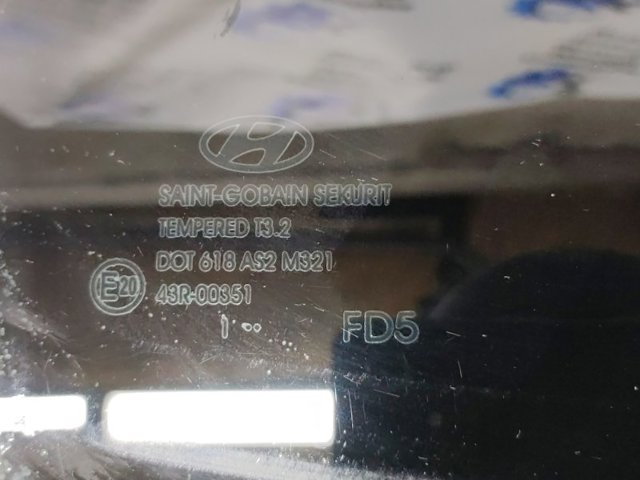 834202L010 Стекло двери задней правой купить Николаев