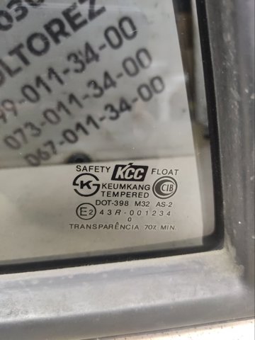 HYUNDAI 8345026000 Стекло-форточка двери задней левой в наличии Украина