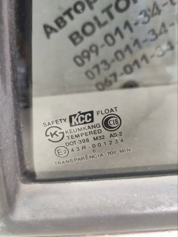 HYUNDAI 8346026000 Стекло-форточка двери задней правой в наличии Павлоград