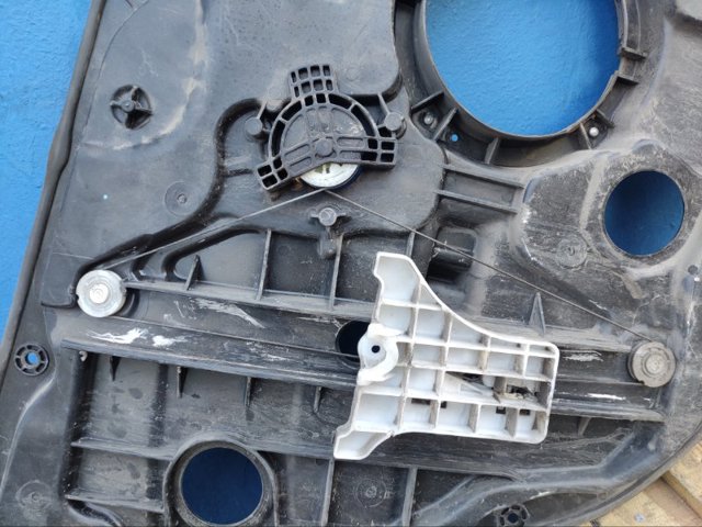 834813X000 HYUNDAI Механизм стеклоподъемника двери задней правой купить в Черкассы