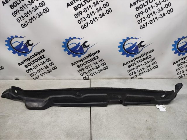 Уплотнитель крыла 841163X000 HYUNDAI