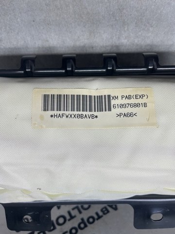 Подушка безопасности боковая 845302P100 HYUNDAI