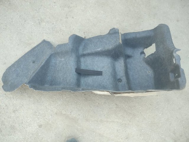 Облицовка багажного отсека, правая 84601SEAE01ZA HONDA