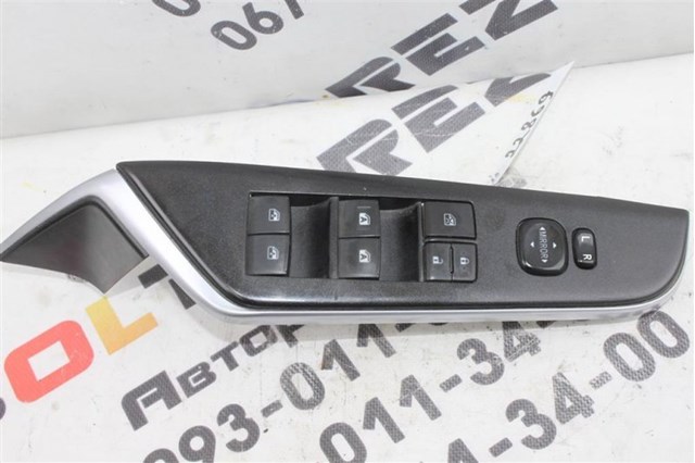 8482006120 TOYOTA Кнопочный блок управления стеклоподъемником передний левый купить в Житомир