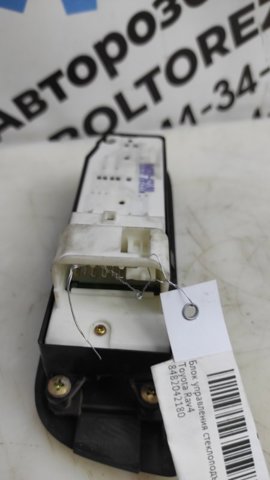 8482042180 TOYOTA Кнопочный блок управления стеклоподъемником центральной консоли купить в Чернигов