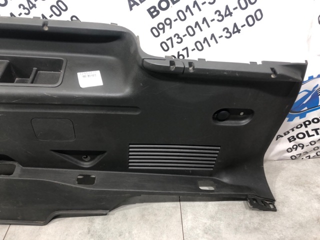 NISSAN 84950EB602 Облицовка багажного отсека правая в наличии Запорожье
